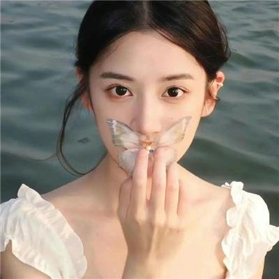 商谍